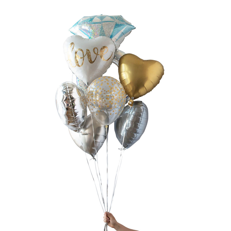 Fifty Up Balloon Art & Events - Balloon Bouquet 🤩🎈 #event #Balloon #gemar  #anagram #grabo #balloons #balloonart #flower #lightblu #silver #chrome  #heart #wedding #event #eventplanner #18th #helium #palloncini #compleanno